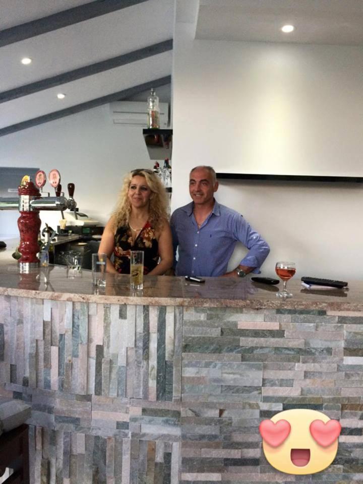 Hotel Restaurant Le Mistral Peipin Екстериор снимка